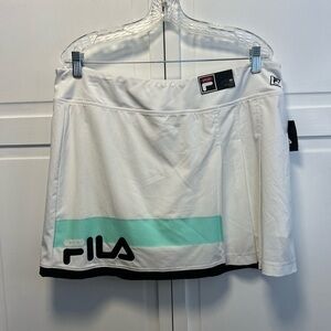 NWT Fila Sports Skort Size Women’s XL Color White With Aqua And Black Accents
